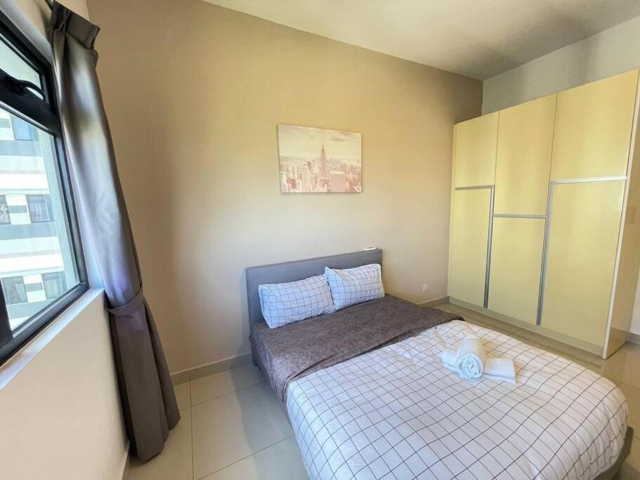Meridin Medini By Wp Homestay Nusajaya  Eksteriør bilde