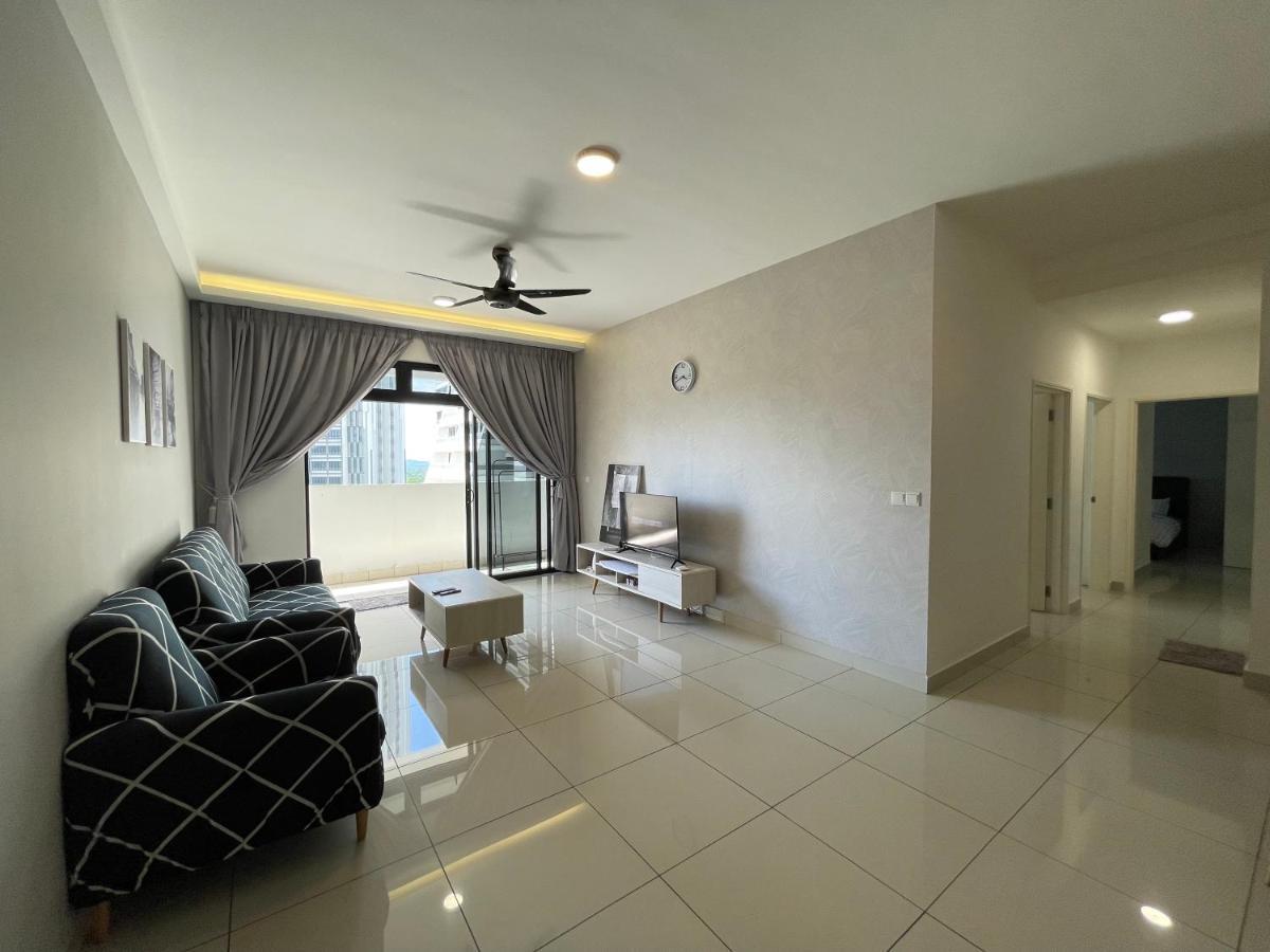 Meridin Medini By Wp Homestay Nusajaya  Eksteriør bilde